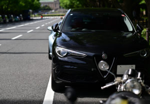 外苑, 街角で, アルファロメオ, Nikon Z50