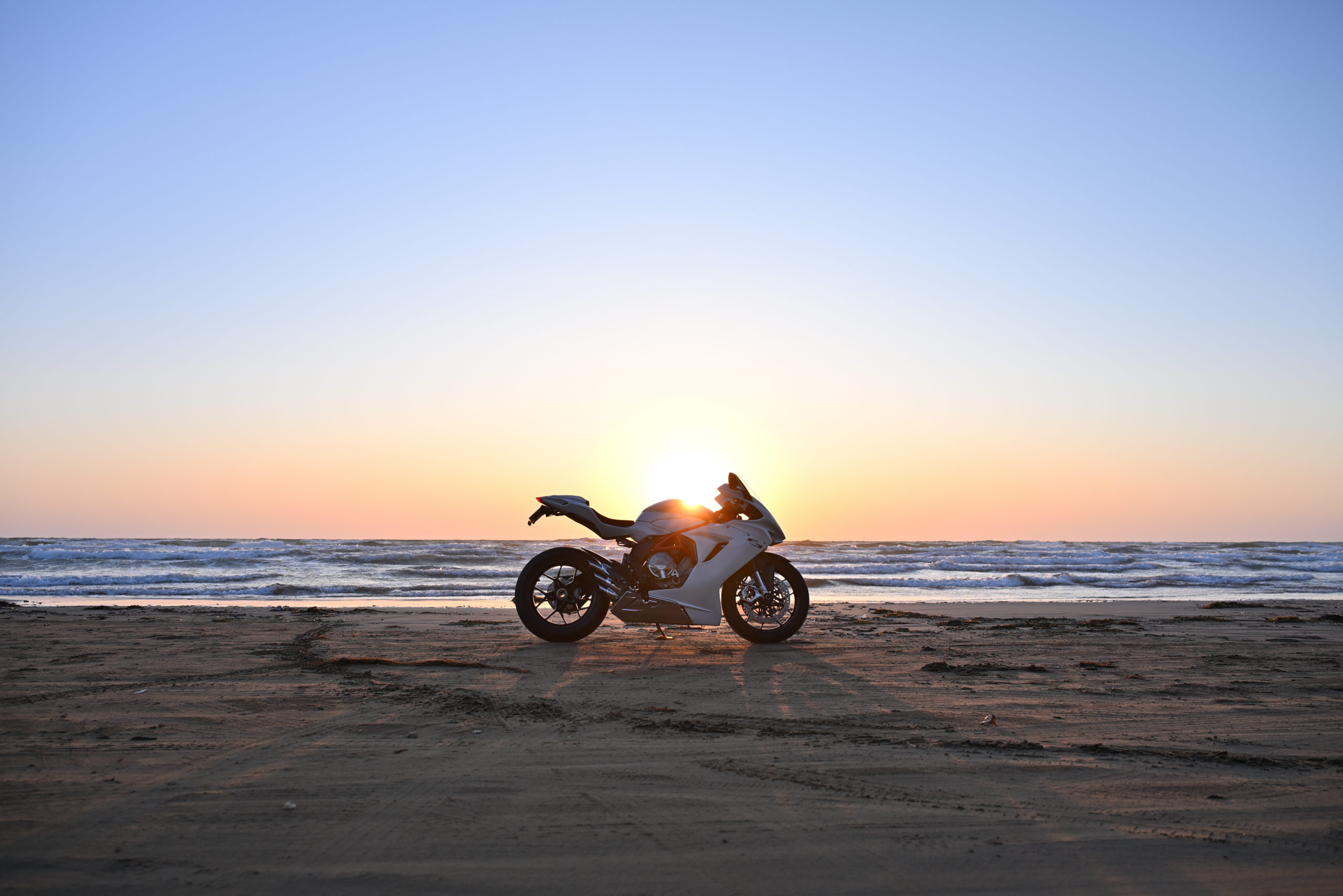 千里浜海岸, 夕日, アグスタ, Nikon Z6III