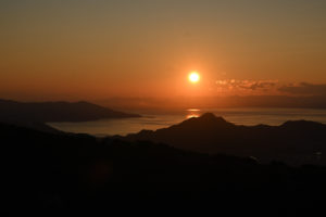 静岡・伊豆スカイラインから眺める駿河湾の夕日と絶景（撮影: Nikon Z50）